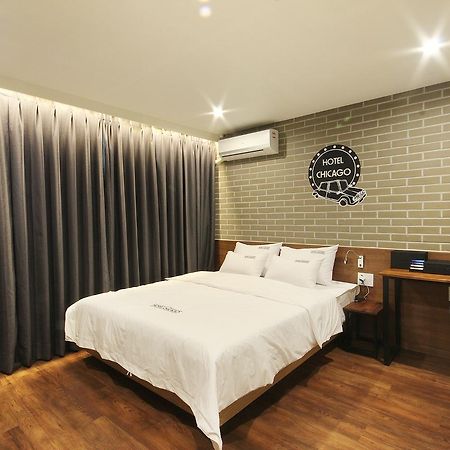 Hotel Chicago Jinju Εξωτερικό φωτογραφία