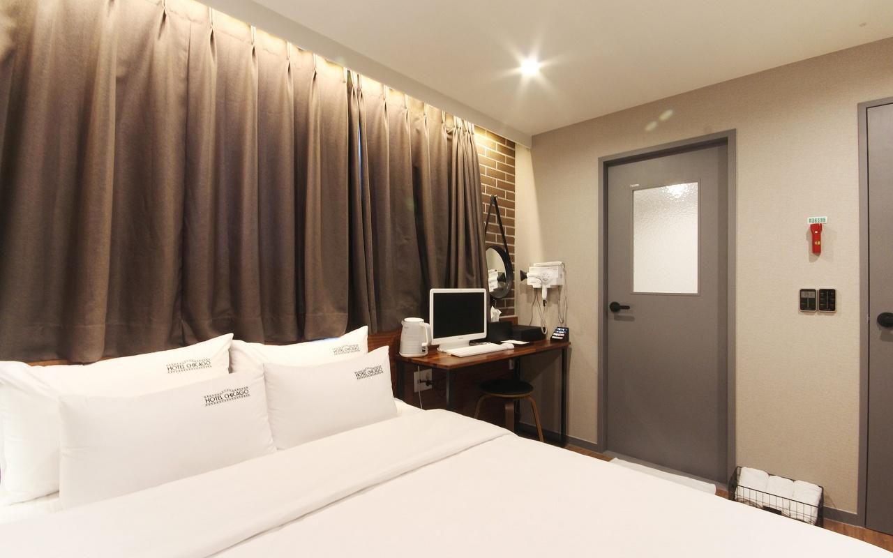 Hotel Chicago Jinju Εξωτερικό φωτογραφία
