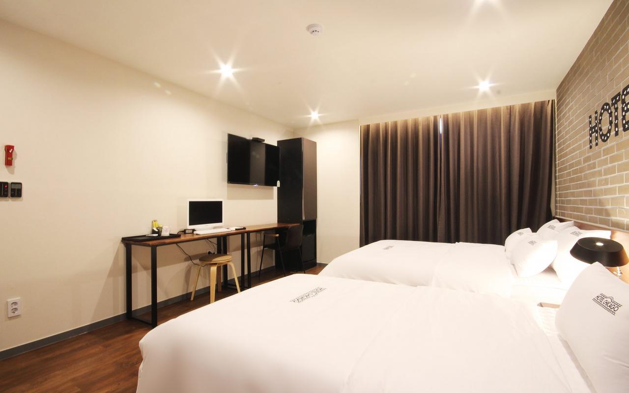 Hotel Chicago Jinju Εξωτερικό φωτογραφία